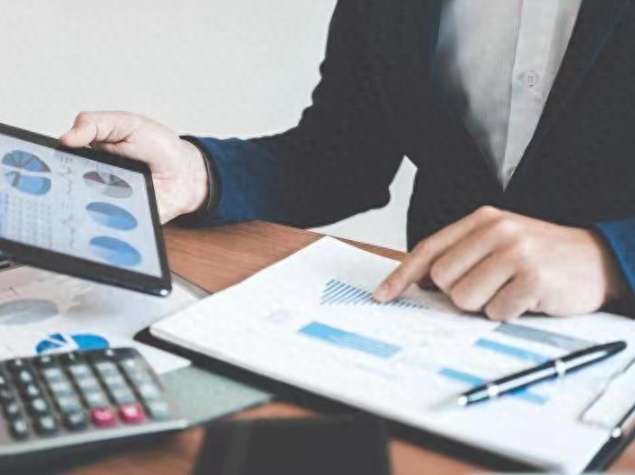 The Resilience of the Forex Market